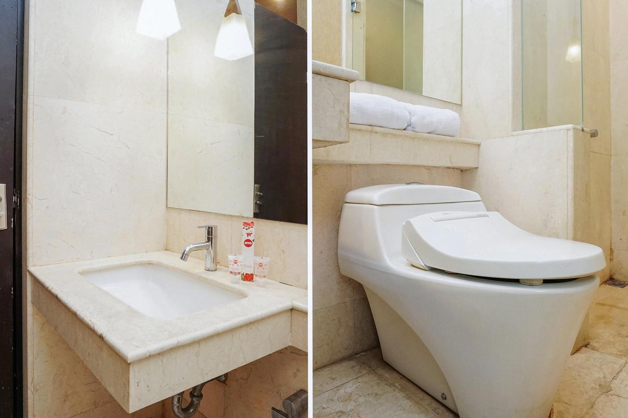 โอโย 252 อิสตานา เปอร์มาตา งาเกล Hotel สุราบายา ภายนอก รูปภาพ