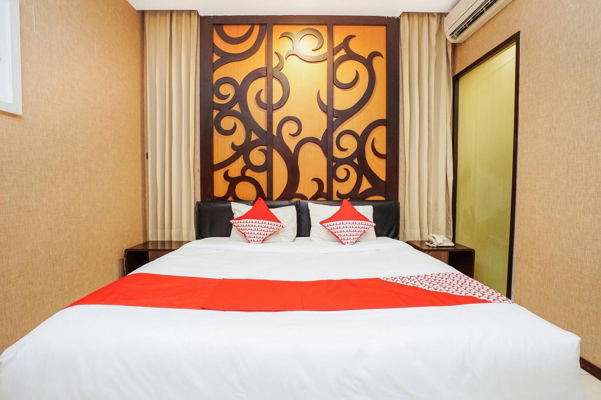 โอโย 252 อิสตานา เปอร์มาตา งาเกล Hotel สุราบายา ภายนอก รูปภาพ