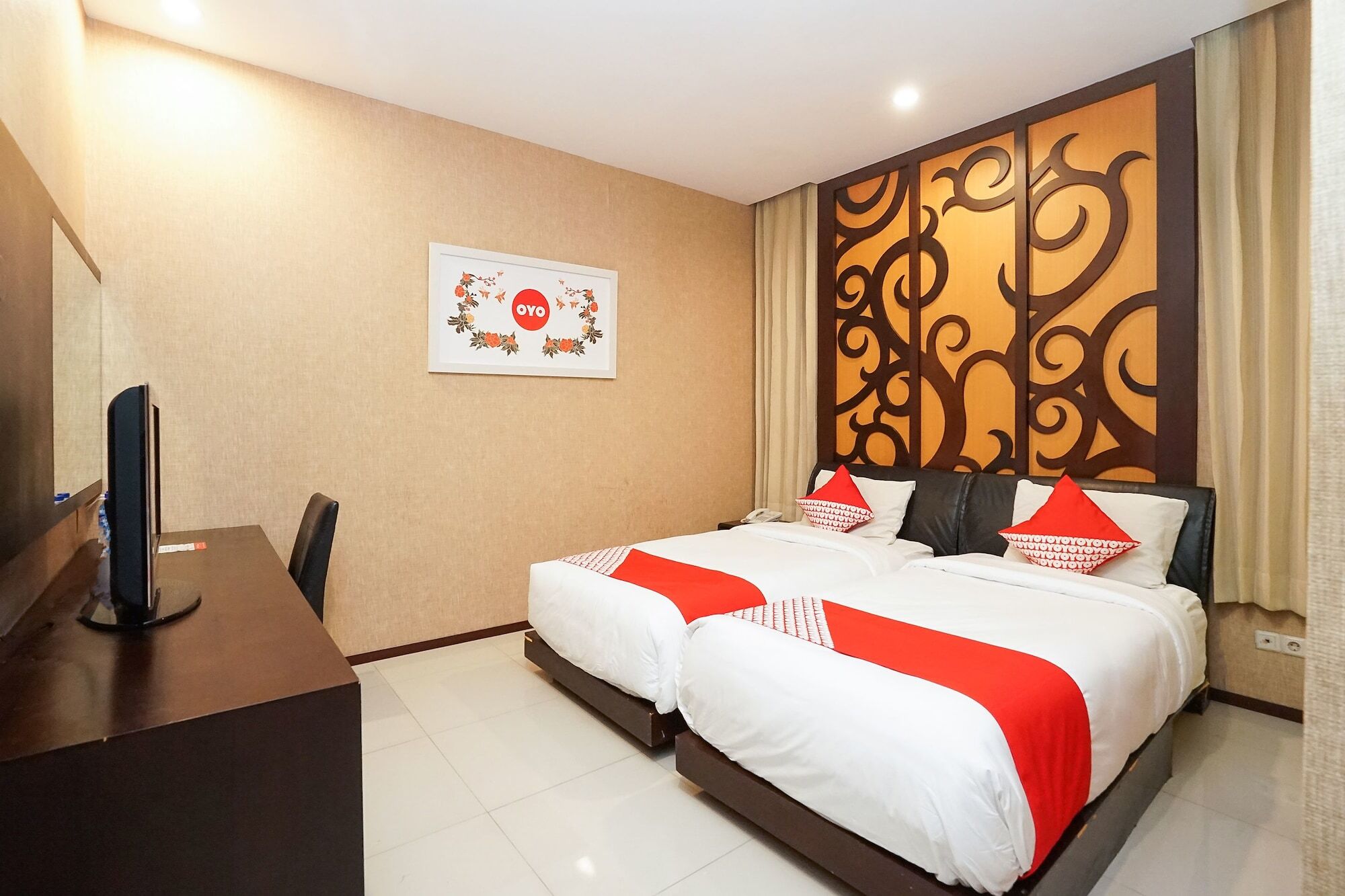 โอโย 252 อิสตานา เปอร์มาตา งาเกล Hotel สุราบายา ภายนอก รูปภาพ