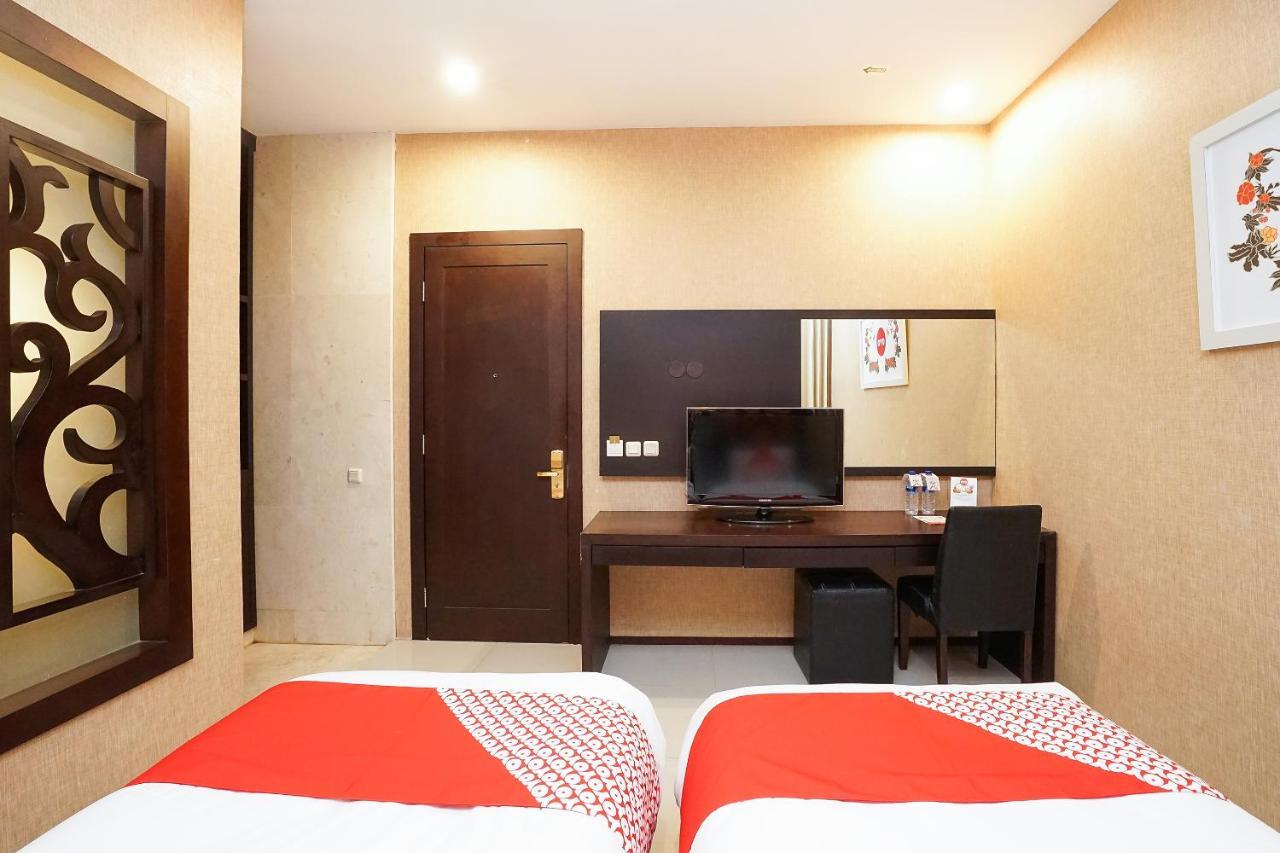 โอโย 252 อิสตานา เปอร์มาตา งาเกล Hotel สุราบายา ภายนอก รูปภาพ
