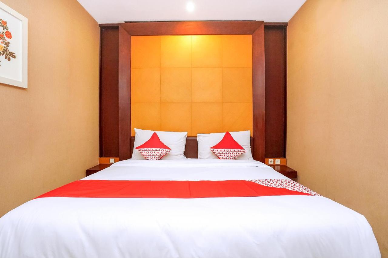โอโย 252 อิสตานา เปอร์มาตา งาเกล Hotel สุราบายา ภายนอก รูปภาพ